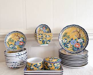 Kutani Takahashi Japan Floral Bird Vintage Porcelain