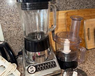 Cuisinart with attachments