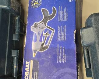 Kobalt pneumatic pruner 
