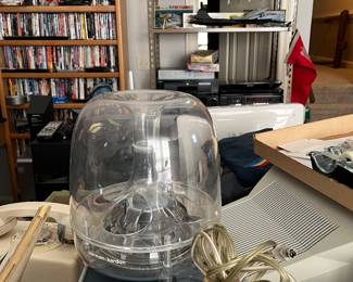 Harmon Kardon speaker