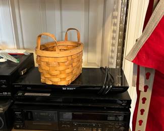 lots of electronics, receivers etc etc