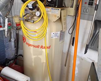 60 gallon Ingersol Rand 2 stage air compressor NICE!!!