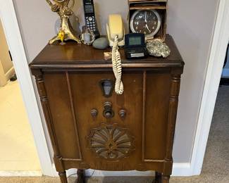 vintgae radio and lots more