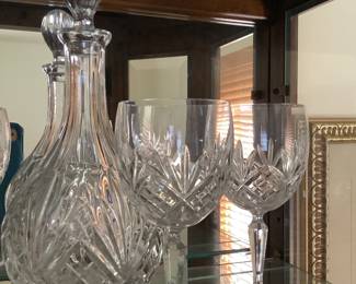 Crystal decanter set