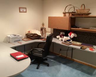 Nice, modular, big desk fills up the room