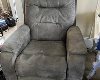 One of Two Flexsteel Recliners Gently Used