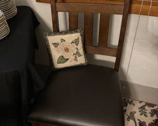 Beautiful table and chair dining set