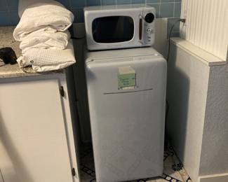 Daewoo refrigerator and microwave.