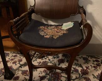Bustle chair