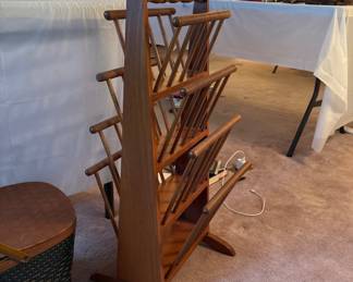 MCM magazine rack