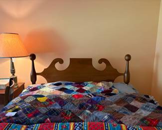 Sooo many quilts Cannonball Walnut bed