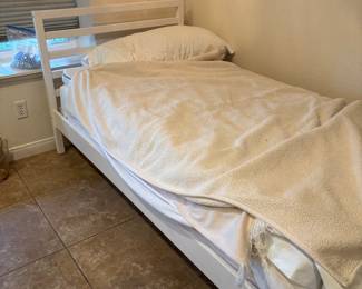 Twin ikea bed