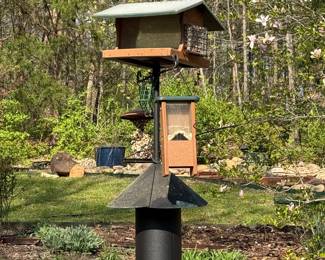 Wild Birds Unlimited Ranchette Retreet