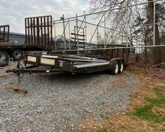 2008 7 X 20 Trailer car hauler