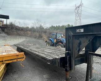 2015 Gooseneck Trailer