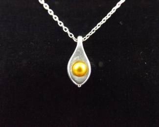 .925 Sterling Silver Golden Pearl Pendant Necklace