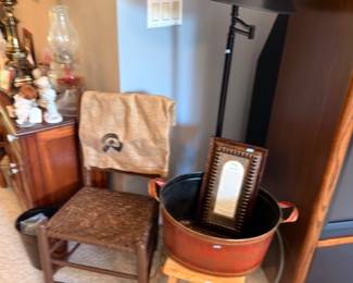 Table lamp, vintage oil lamp, copper wash tub, wooden stool, mirror, home decor lot