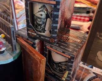 Harley Davidson collectible tins and boxes, HD motorcycle memorabilia, biker gifts lot
