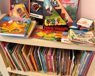 Children's books and educational books lot, Night Before Christmas, Sun Stars Planets