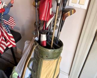 Golf club set in bag, vintage golf clubs drivers irons, complete golf bag lot