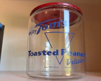 Vintage Tom's Toasted Peanuts glass counter jar, general store advertising