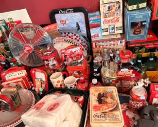 Coca-Cola collectibles lot, vintage Coke fan, tins, mugs, trays, boxed memorabilia
