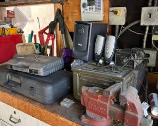 Tools/ Power Tools/ Crafstman / Vice