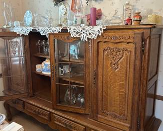Wood Display Cabinet/ Hutch 