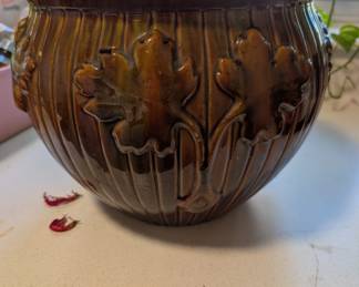 Vintage 1920s Weller Pottery Jardiniere, Oak Leaf Majolica Glaze. No cracks.