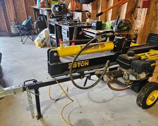 Champion 25 Ton Log Splitter