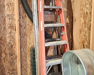 8' Fiberglass Step Ladder