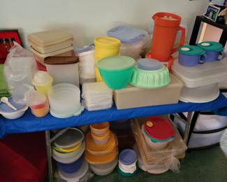 New and used Tupperware 