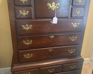 Cushman Colonial Gentleman’s Chest