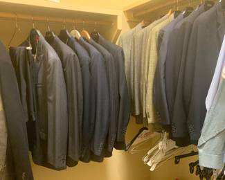 Gorgeous suits including Canali and Christian Dior suits 42-44 R