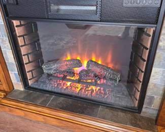 The product is a ClassicFlame Lakeland Media Console Electric Fireplace, featuring a premium oak finish, slate surround, and glass panel doors.