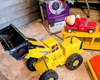 Various Tonka and other trucks