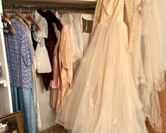 Vintage wedding dress