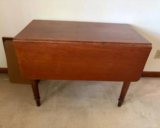 Large Drop Leaf Table w Pads