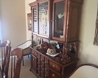CHINA DISPLAY CABINET
