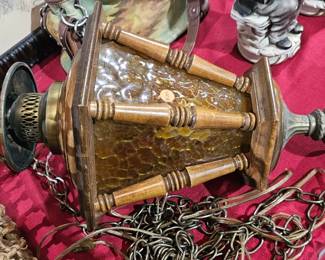 HANGING LIGHT FIXTURE