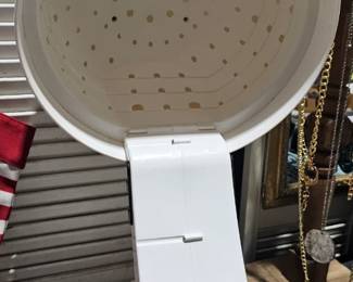 HAIR DRYER