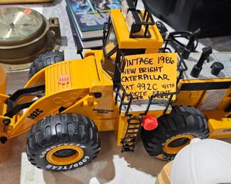 CATERPILLAR VINTAGE BULLDOZER TOY