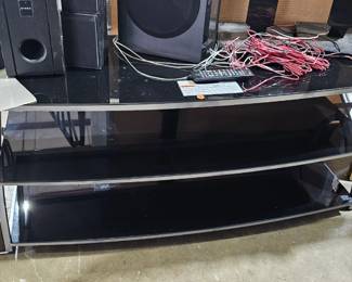 MEDIA / TV STAND