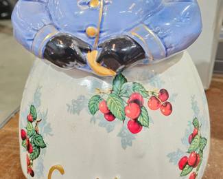 MCCOY VINTAGE COOKIE JAR