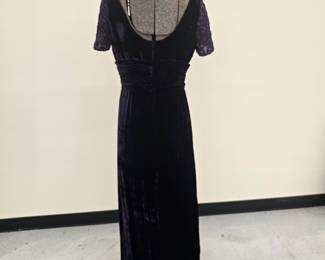 Vintage Couture Leslie Fay Evening blue velvet gown