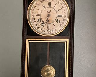 OLD SESSIONS REGULATOR CALENDAR WALL CLOCK