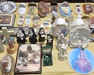 COLLECTION OF RELIGIOUS ITEMS