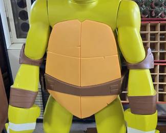 LIFESIZE TEENAGE MUTANT NINJA TURTLE