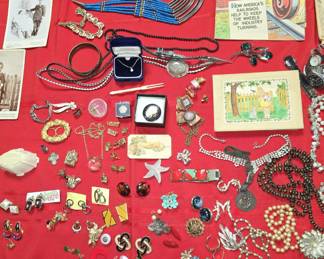 VINTAGE COSTUME JEWELRY