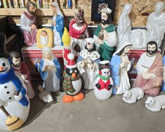 VINTAGE BLOW MOLDS EMPIRE, FEATHERSTONE, ETC.